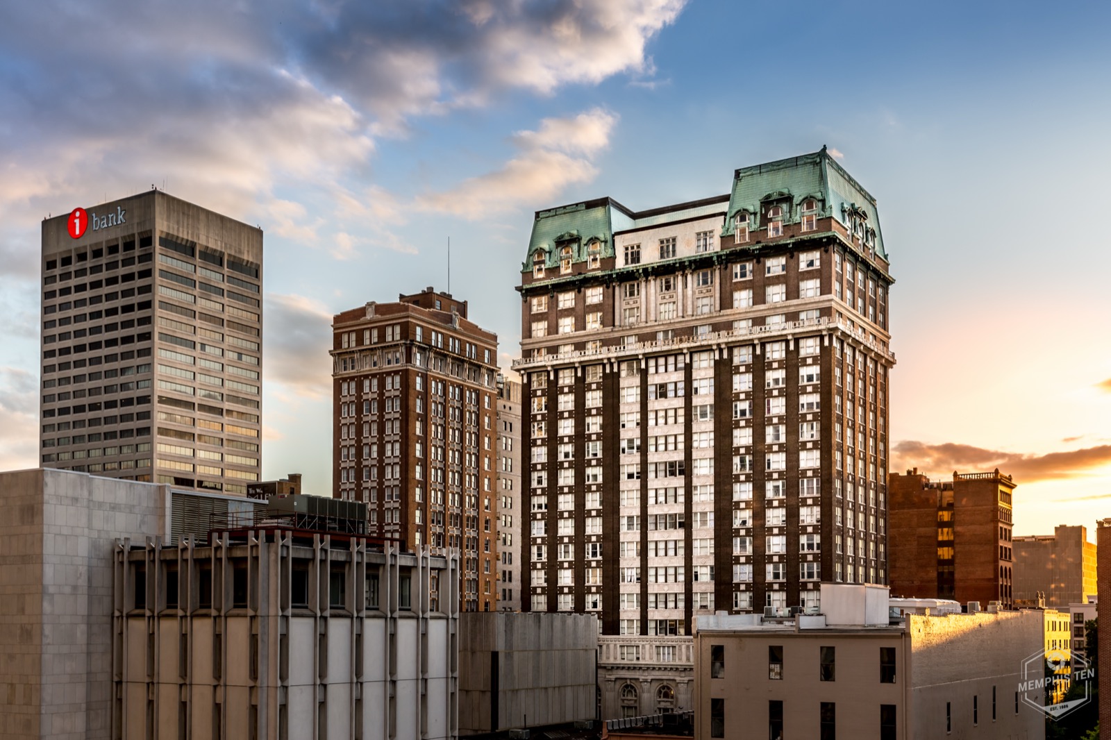 Exchange Building with Memphis skyline